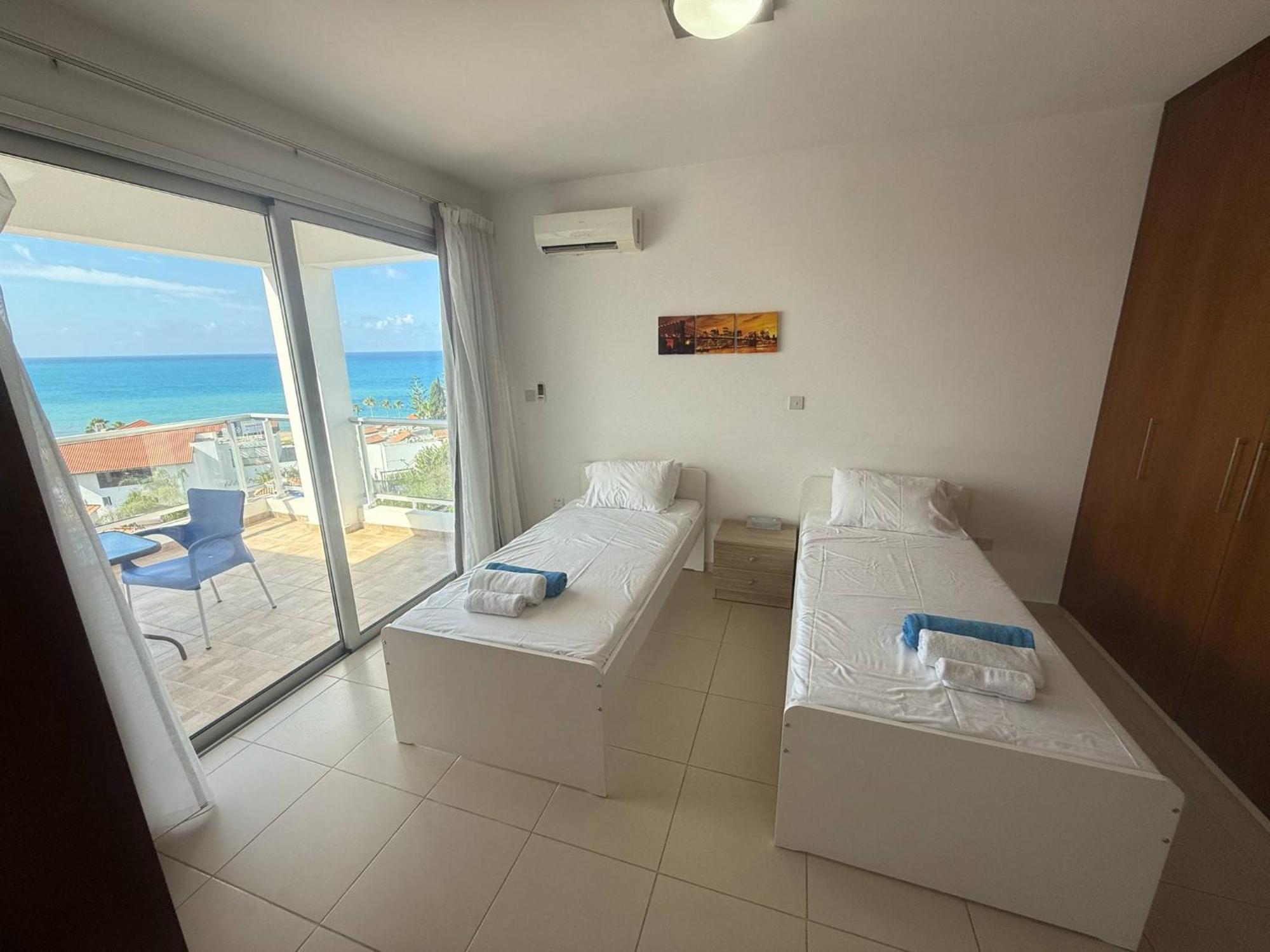 Villa Aqua Sunrise 1Km From Beach With Sea Views 珊瑚湾 外观 照片